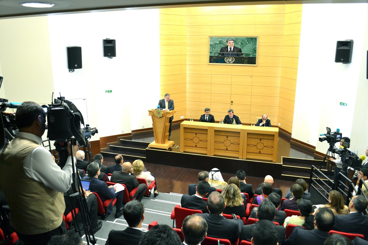 В МИД Туркменистана состоялся брифинг о заседаниях Совета Министров иностранных дел и Совета Глав государств СНГ