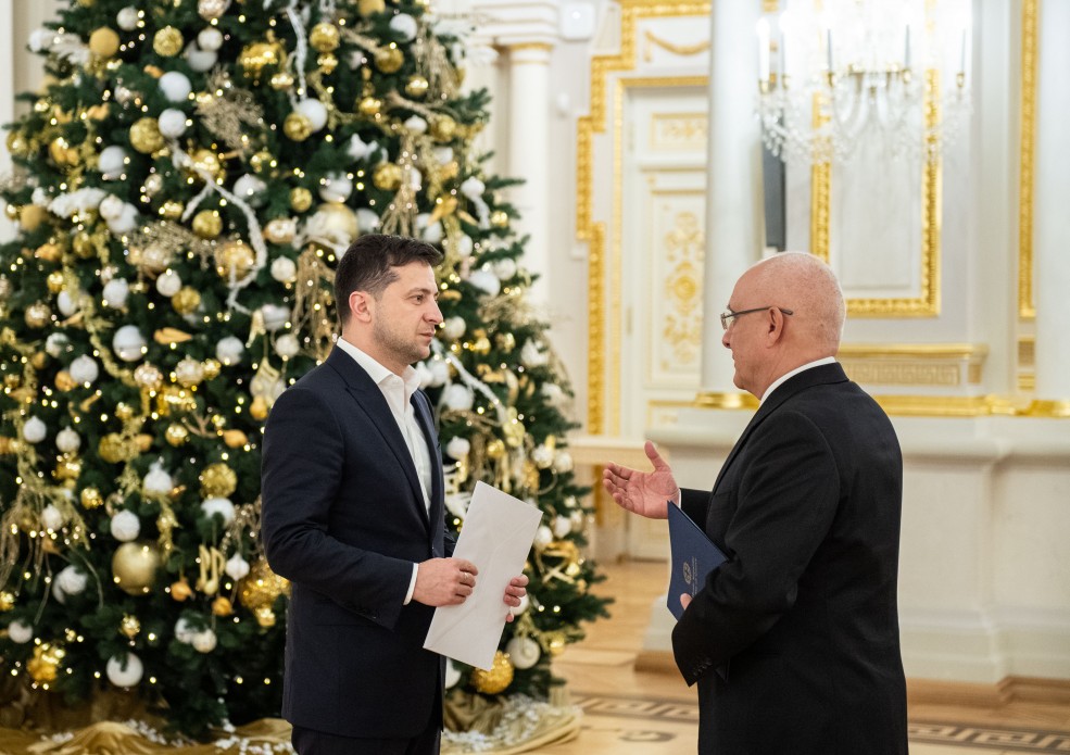 Президент України Володимир Зеленський прийняв вірчі грамоти у низки країн