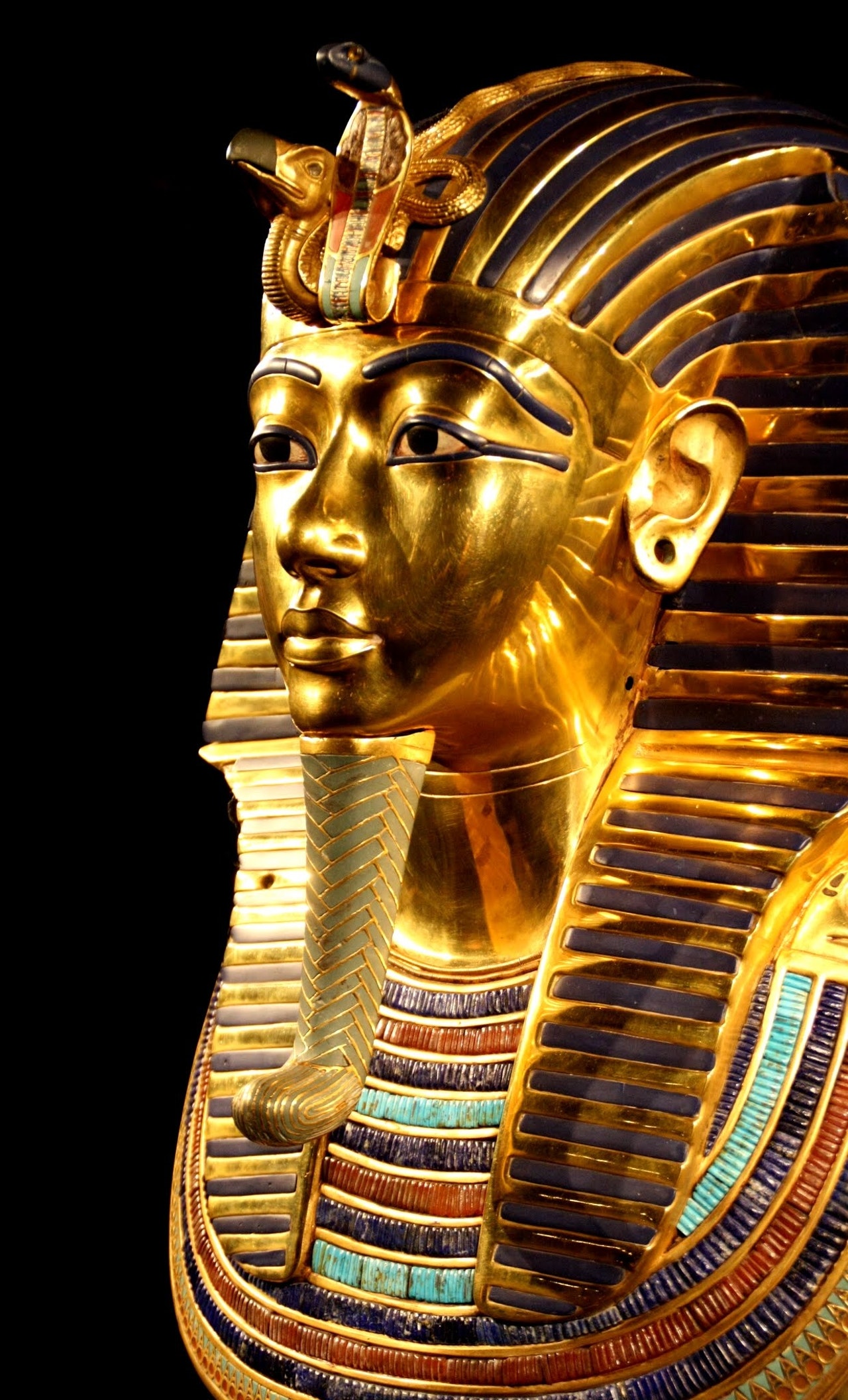 Єгипет відкрив перший завод археологічних копій на Близькому Сході