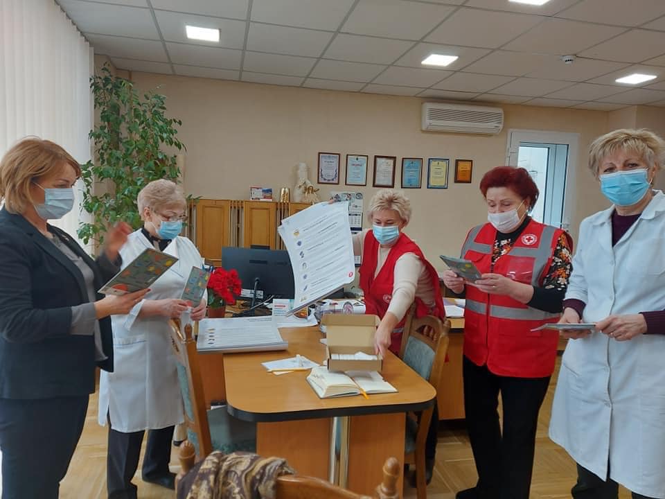 Фото з сайту Червоного Хреста в Україні