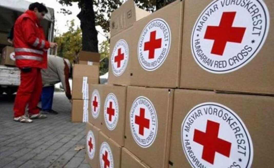 Red Cross Ukraine and ROZETKA have started selling charitable food kits