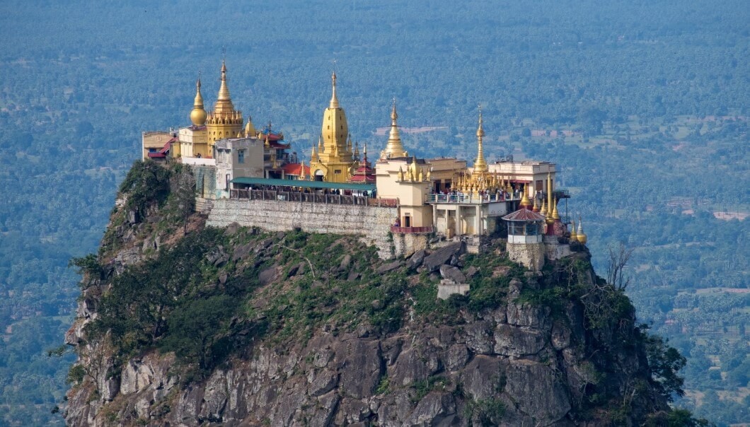 ТОП-7 найкращих ізольованих монастирів у світі