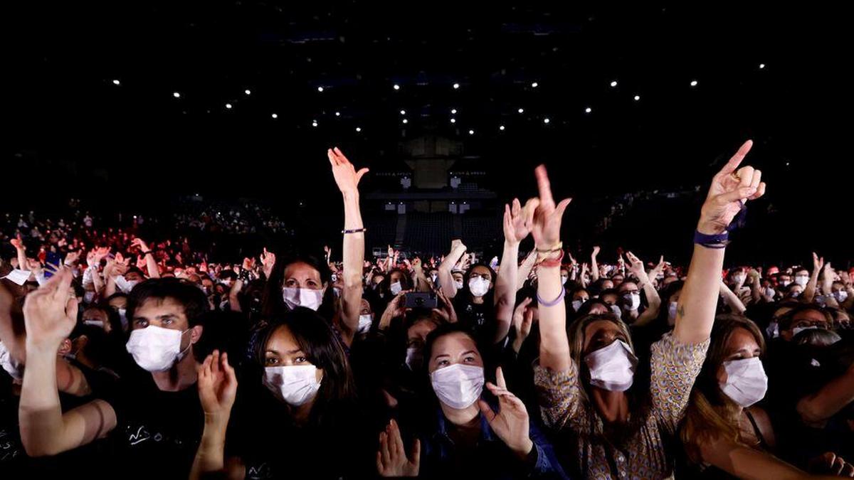 Dancing, nemov coronavirus is dumb: in Paris pass a test concert