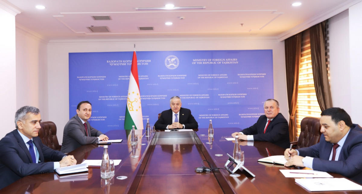 Відбулася зустріч міністрів закордонних справ Таджикистану і України