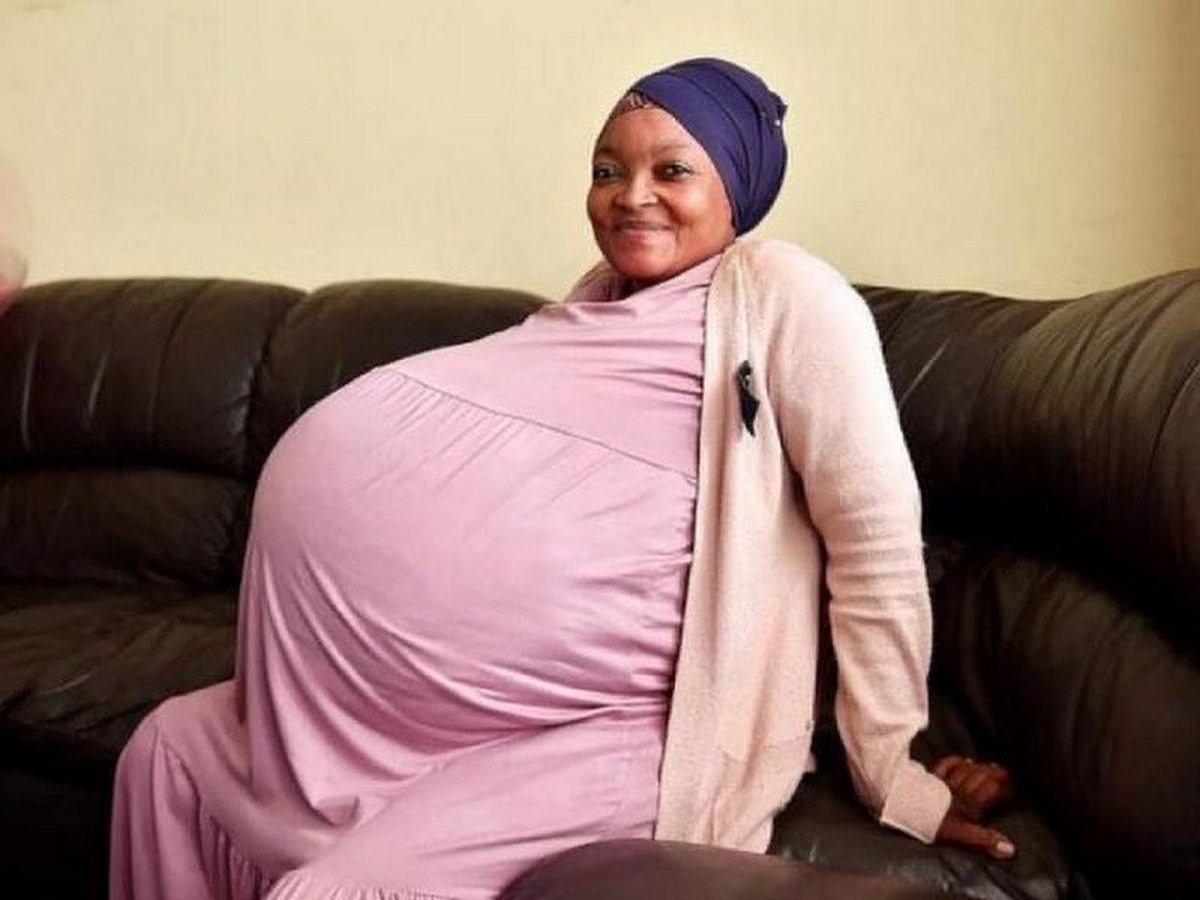 Женщина из ЮАР родила десятерню