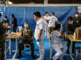 Президент Філіппін загрожує в'язницею тим, хто відмовиться від вакцини від коронавируса