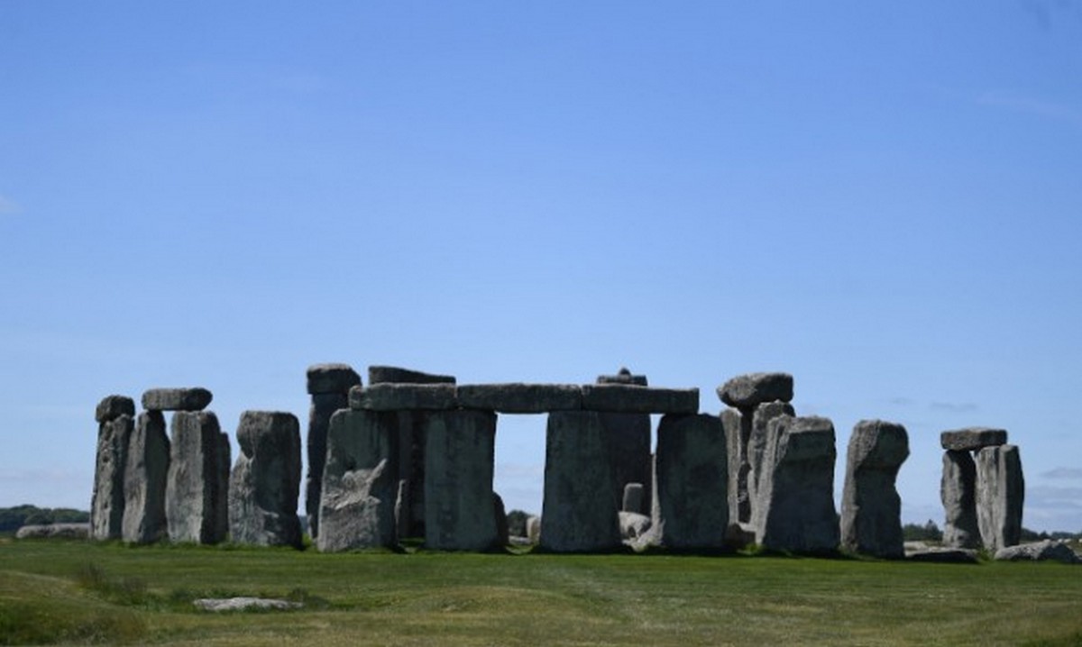 UNESCO threatens to revoke the status of Stonehenge