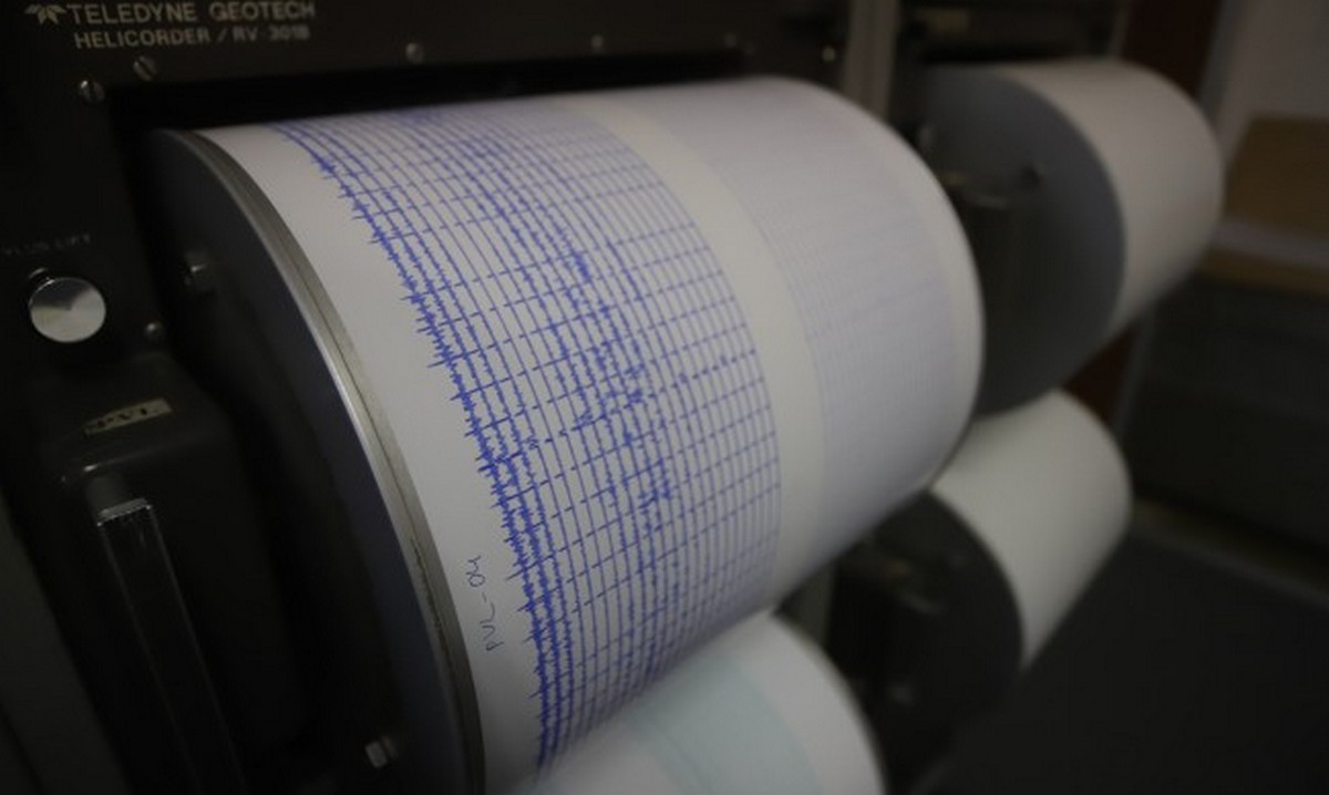 Всього за годину в Егейському морі було зареєстровано близько 50 землетрусів