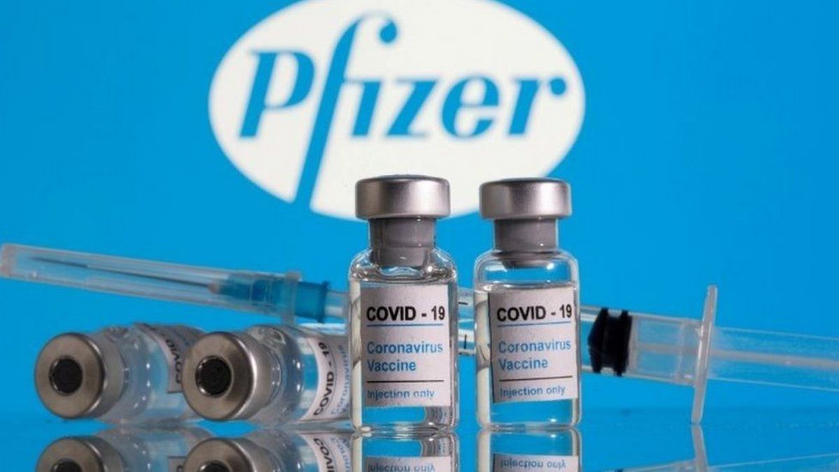 Pfizer: третя доза вакцини збільшує захист від штаму Delta майже в 100 разів
