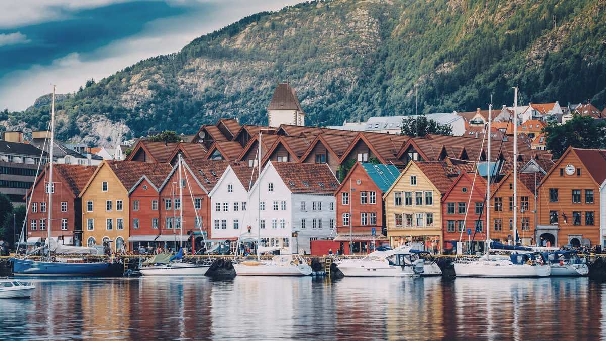Норвегия позволяет беспрепятственный въезд для большего числа путешественников