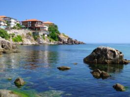 Болгарія скасувала плату за візи для дітей до 12 років