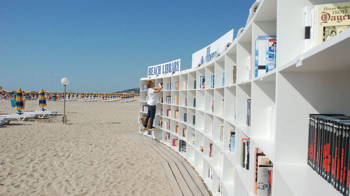 A beach library has opened in the Bulgarian resort of Albena
