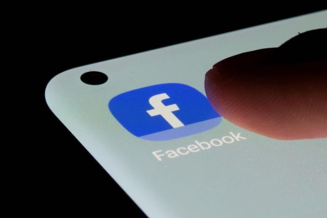 Суд Німеччини визнав незаконним видалення расистських постів з Facebook