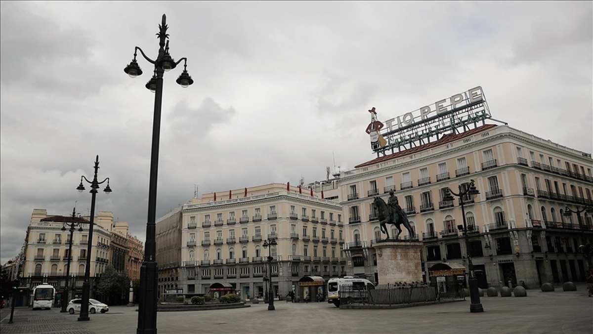 Суд в Іспанії визнав сувору ізоляцію від коронавірусу в 2020 році незаконною