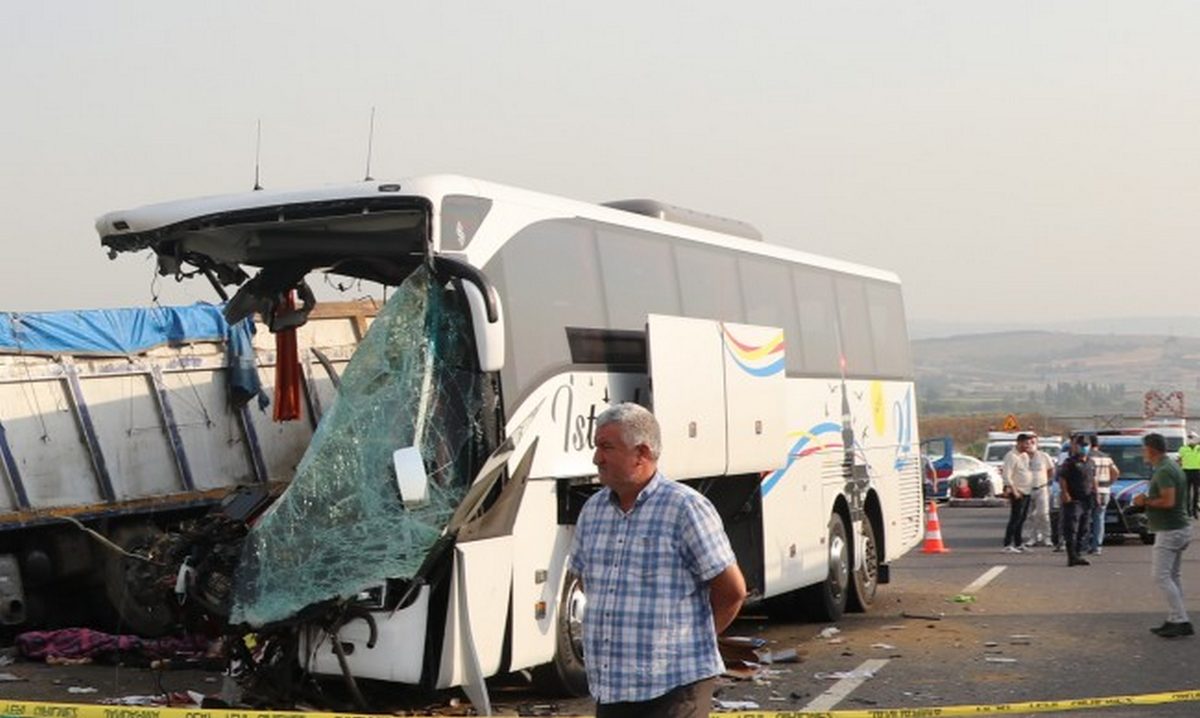 A bus overturned in Turkey, killing at least 14 people