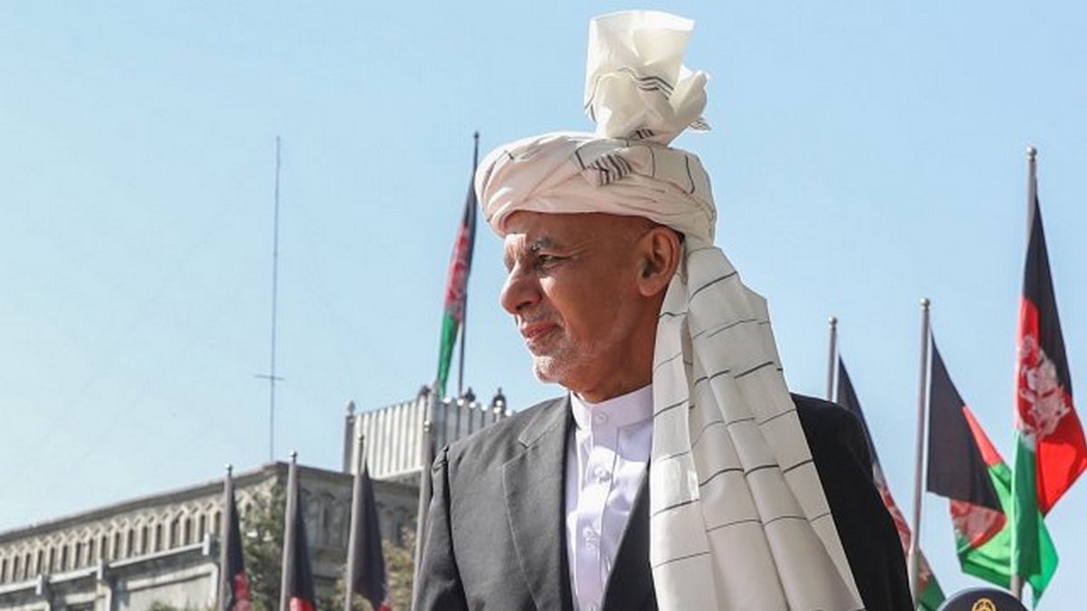 Президент беглец Ашраф Гани ведет переговоры о своем возвращении в Афганистан