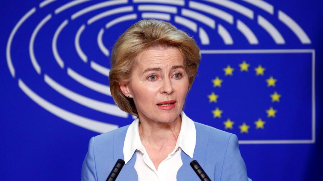 Президент Европейской комиссии призывает США отменить запрет на поездки для европейцев