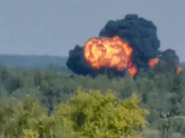 A video of a Russian plane crashing with a burning engine has appeared (Video)