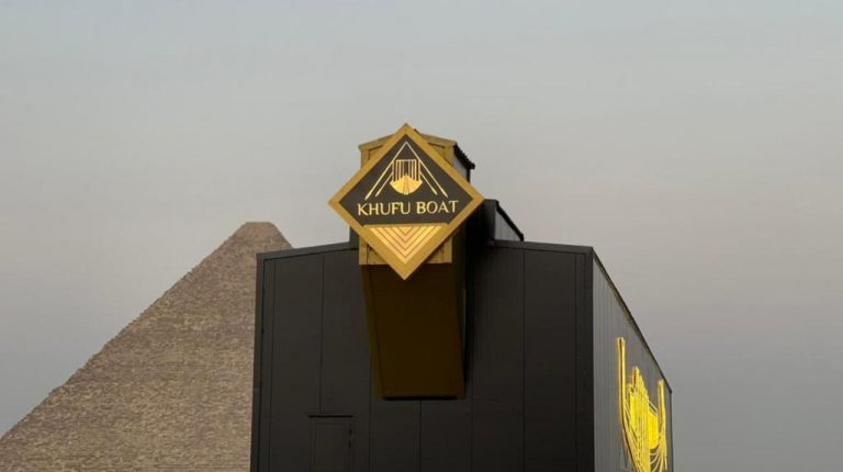 Найстаріший і найбільший Єгипетський артефакт транспортували в Великий музей