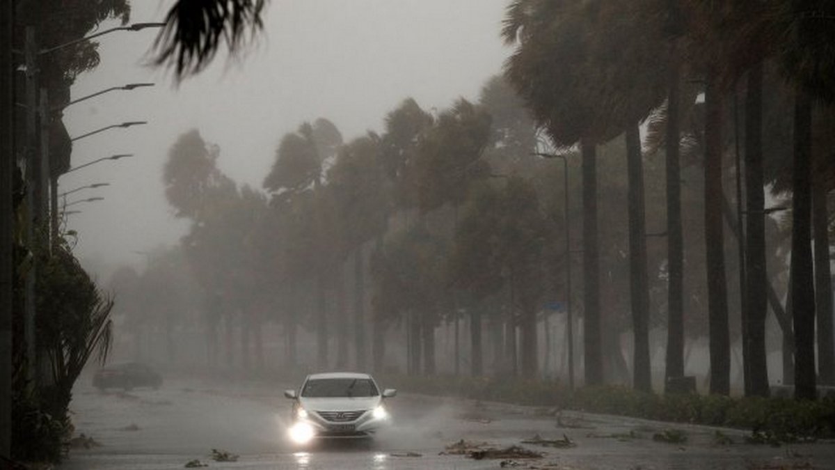 Тропический шторм «Фред» обрушился на США, по меньшей мере 35 человек пропали без вести