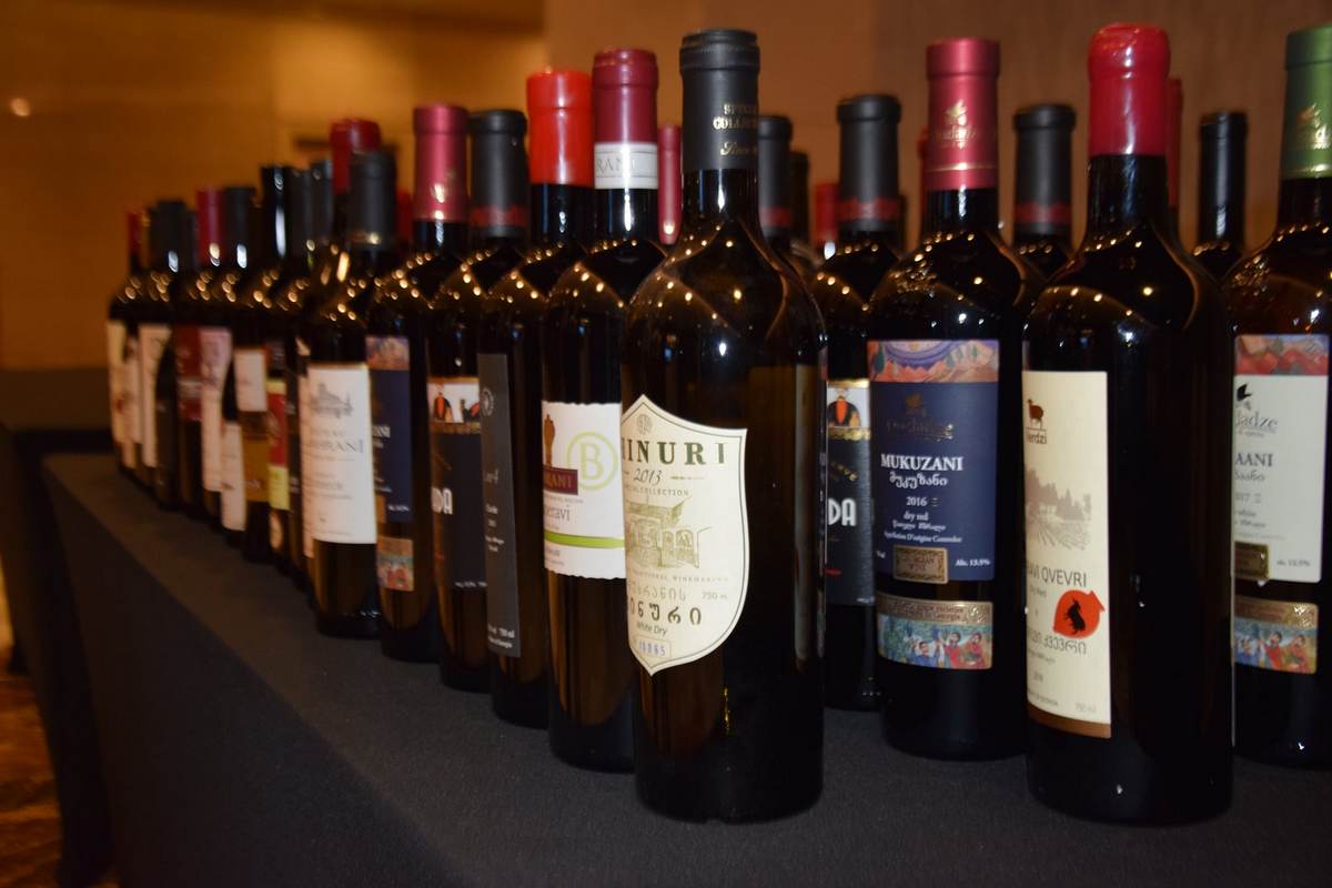 Более половины экспорта грузинского вина приходится на Россию