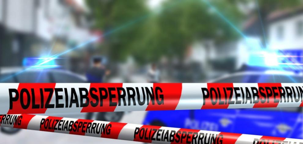 Кассир застрелен на автозаправочной станции в Германии после спора из-за маски