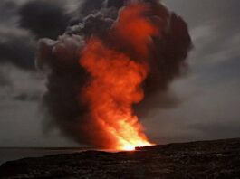 Более 2000 человек были эвакуированы из Канарских островов из-за извержения вулкана