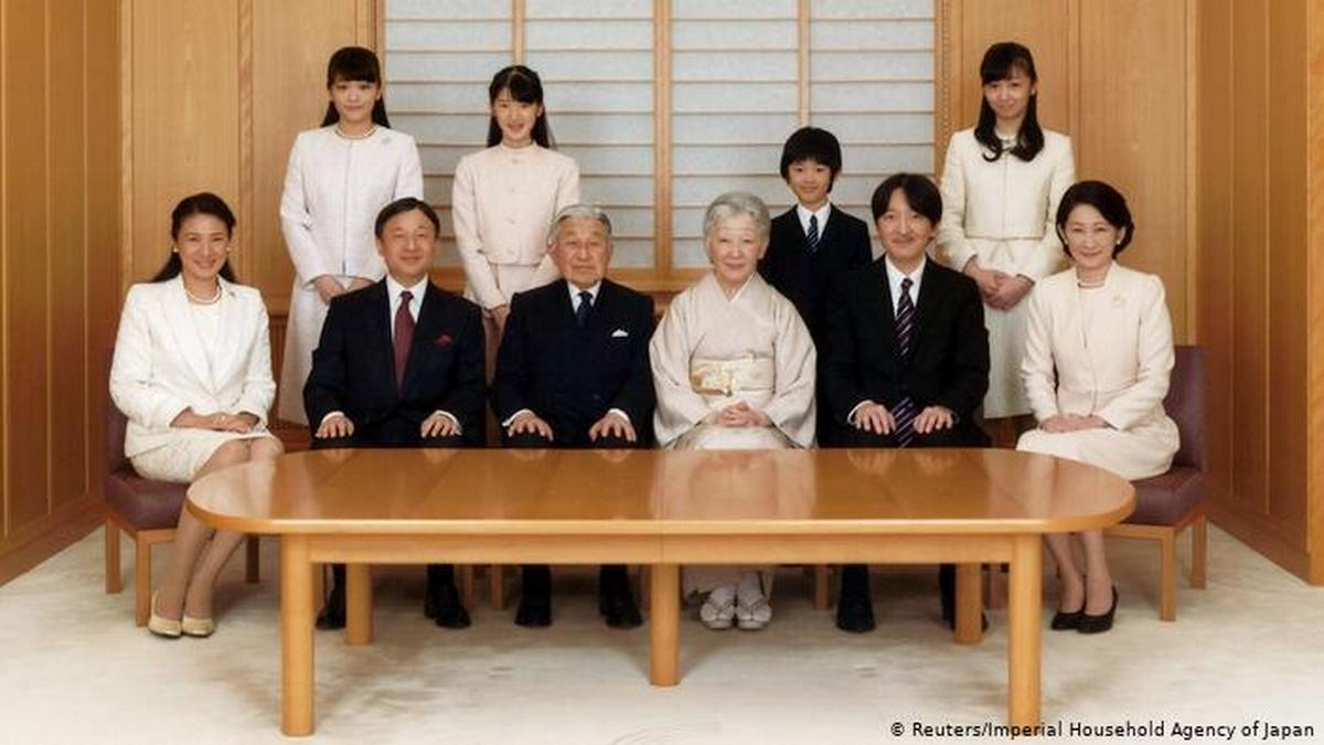 Драма в Японии: почему им не нравится жених принцессы Мако