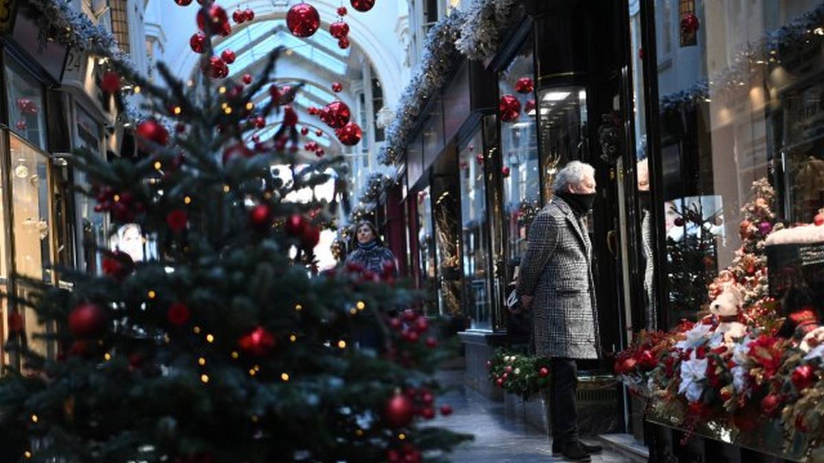 Британцев ждет ужасное Рождество, многие семьи не смогут купить индейку и подарки