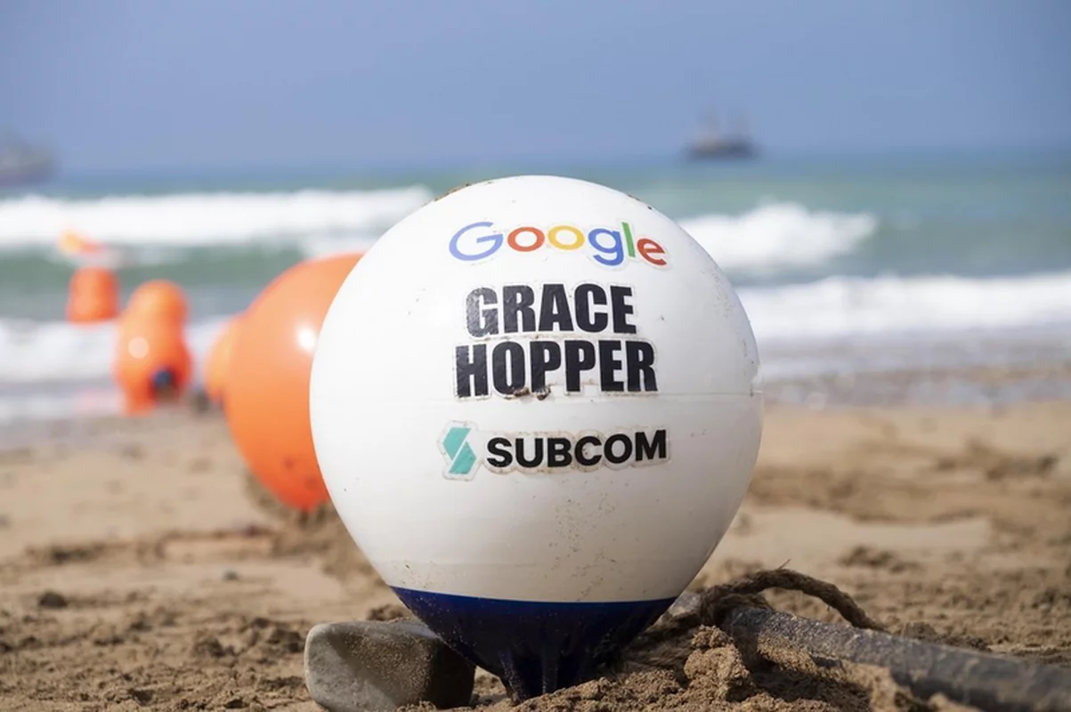 It was the laying of a powerful Google submarine cable between New York and Europe