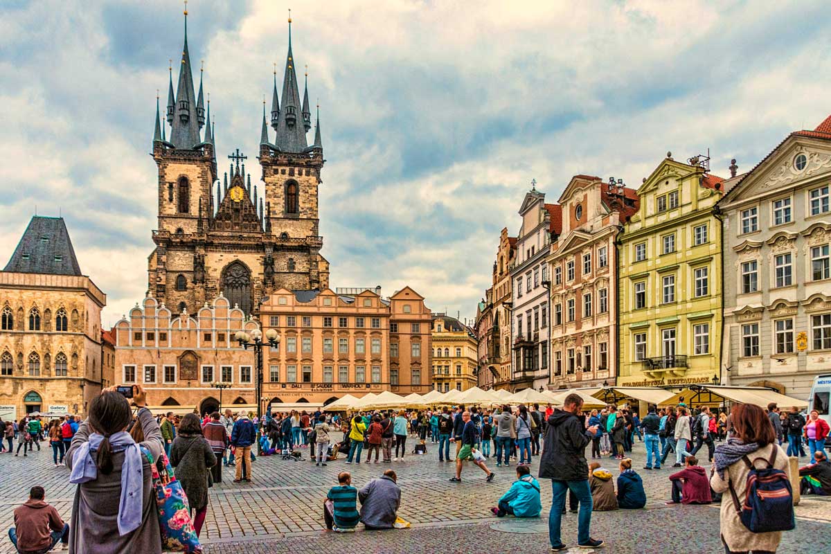 13 речей, які потрібно знати перед поїздкою до Праги