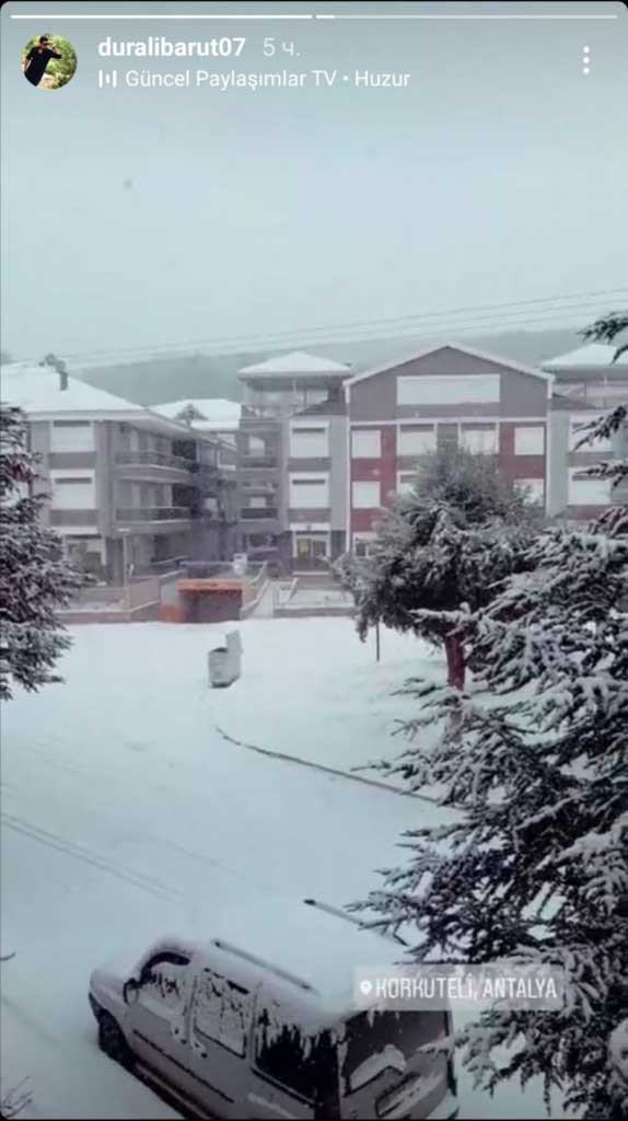 Туристы в шоке – В Анталье впервые за 29 лет выпал снег