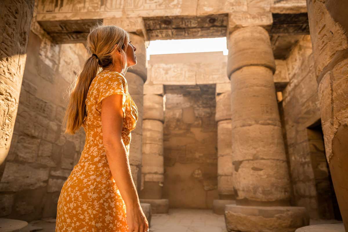 Найкращі місця для відвідування в Єгипті: від пірамід до пляжів з пальмами