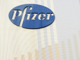 Pfizer запросить дозвіл на вакцинацію дітей віком від 6 місяців до 5 років