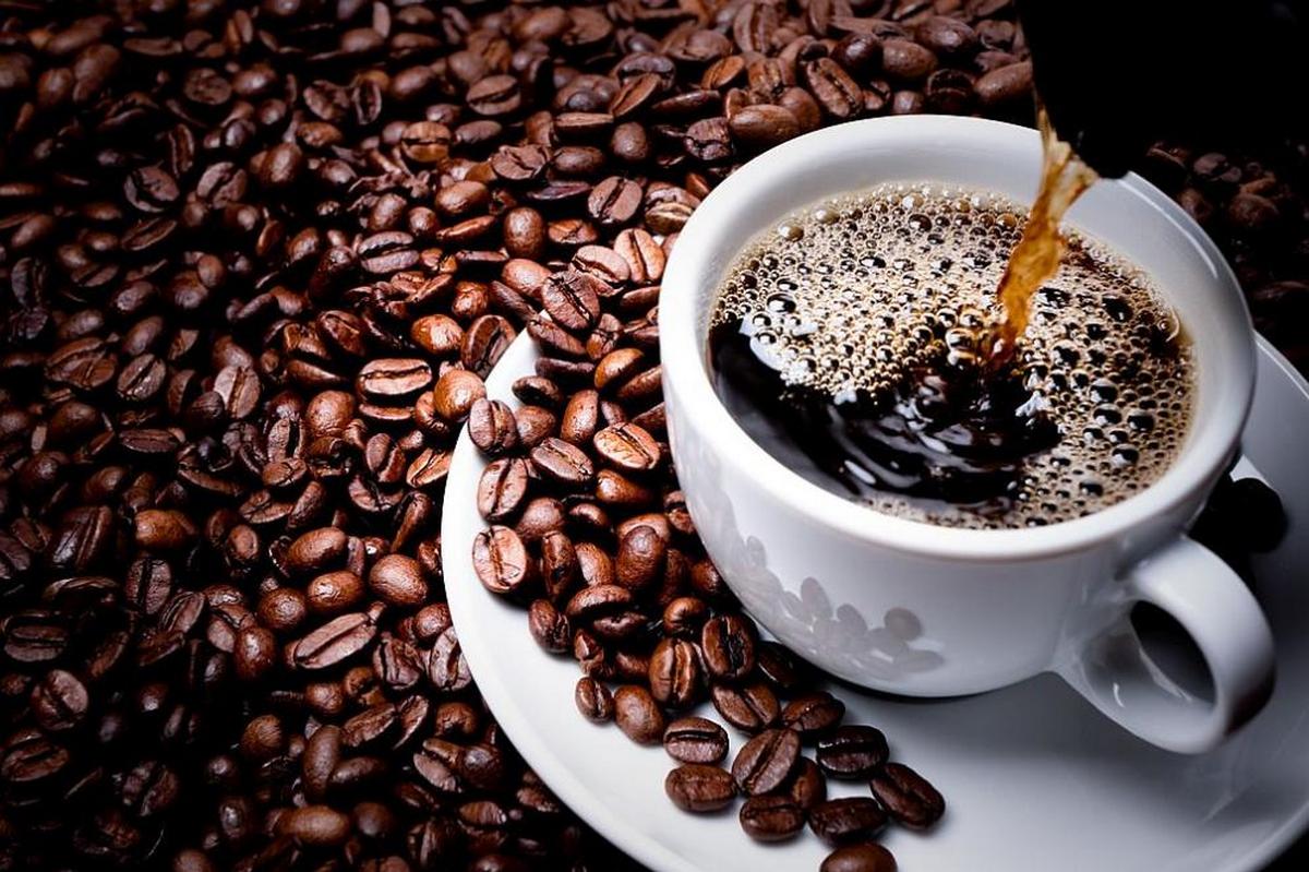 Дієтолог вказала, яким людям не можна пити кави