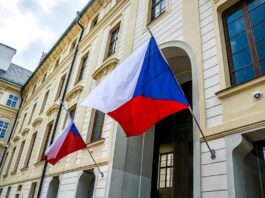Чехія заморозила активи російських бізнесменів на мільйони євро