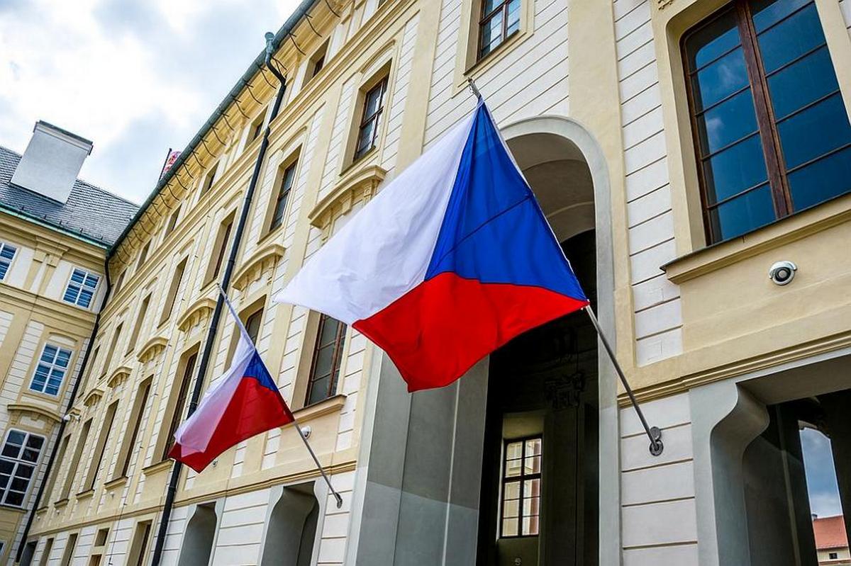 Чехія заморозила активи російських бізнесменів на мільйони євро