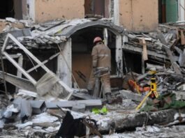 Ракета потрапила до будівлі обласної адміністрації в Миколаєві, оголошено тривогу