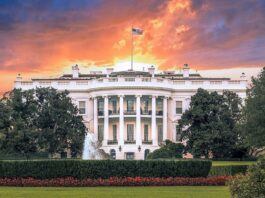США оголосили про новий пакет санкцій проти Росії