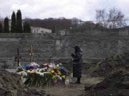 В українському місті Сєверодонецьку з початку війни поховано 400 мирних жителів