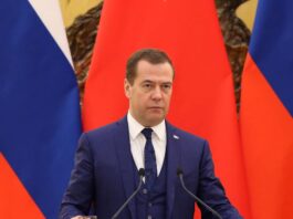 Дмитро Медведєв: Я не наказував знищувати супутники Ілона Маска