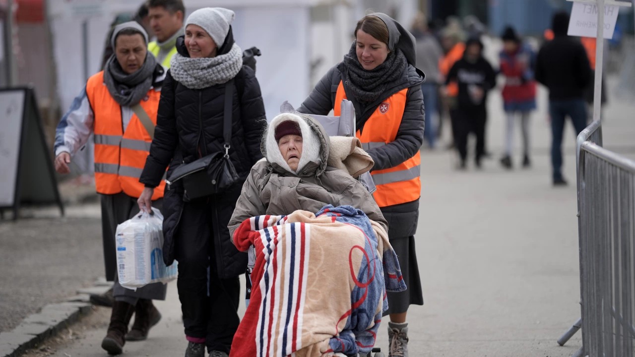 Росія відкриває гуманітарний коридор для мирних жителів Азовсталі