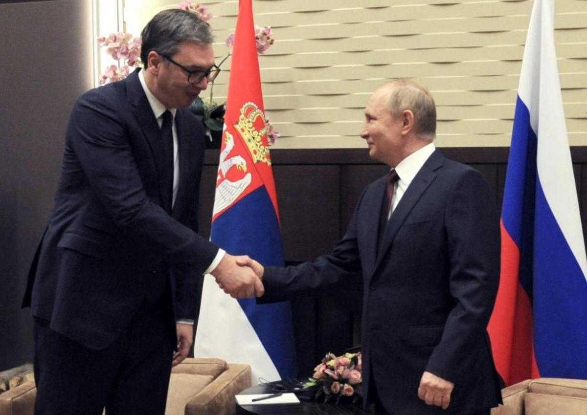 Після розмови Путіна та Вучича: Росія та Сербія зберігають дружні стосунки