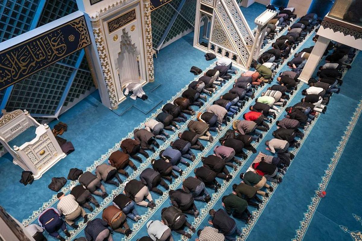 Починається священний для мусульман місяць Рамадан