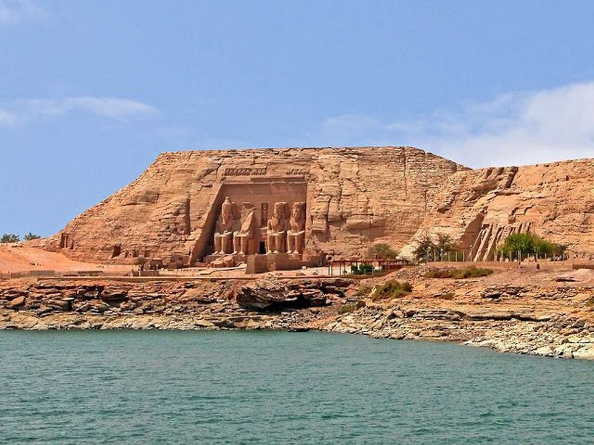 У Єгипті сталася страшна аварія: 10 туристів загинули