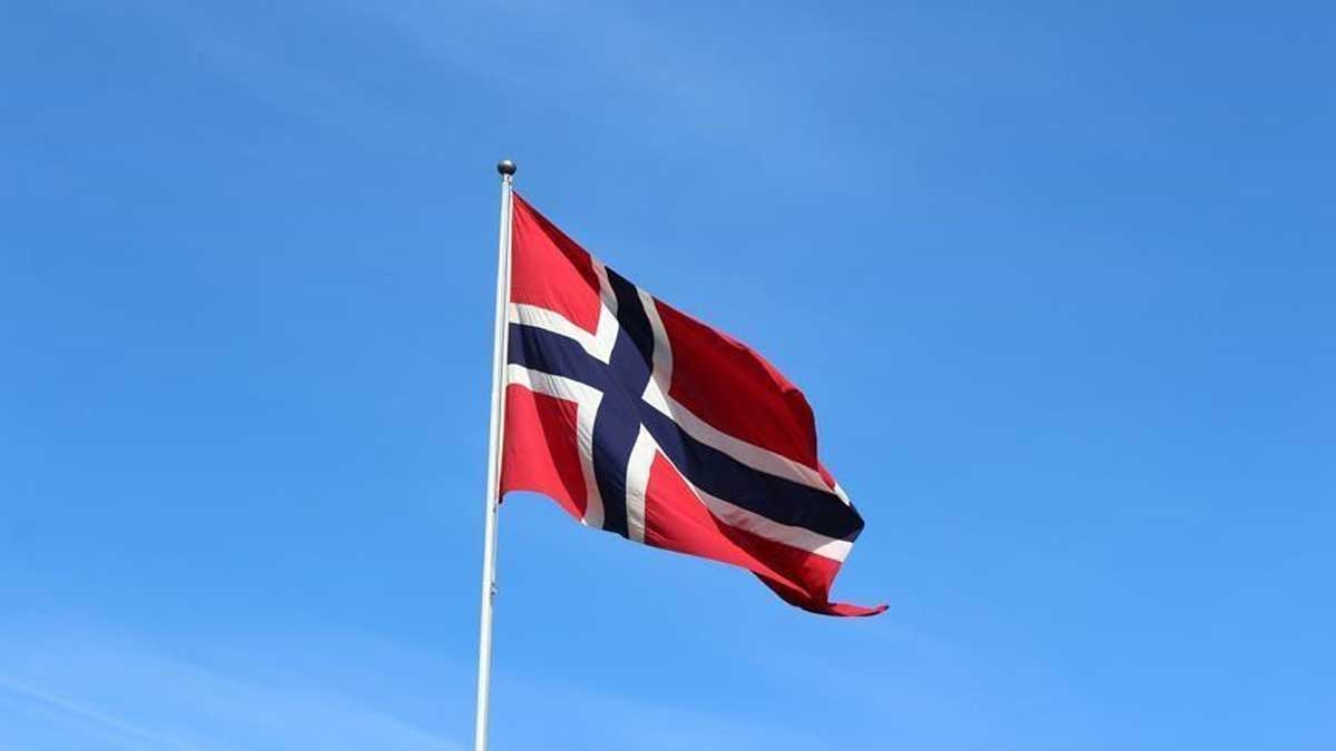 Норвегія закрила свої порти для російських судів