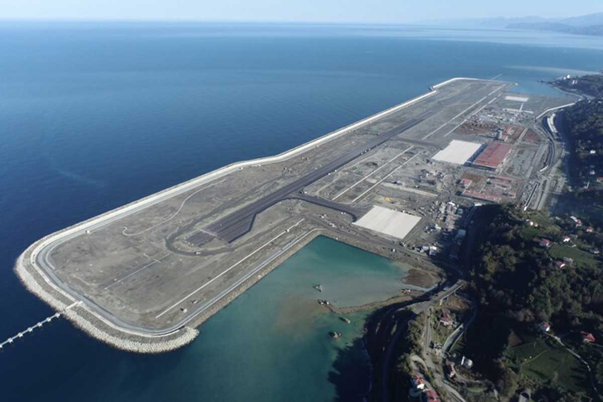 На північному сході Туреччини відкрився новий аеропорт