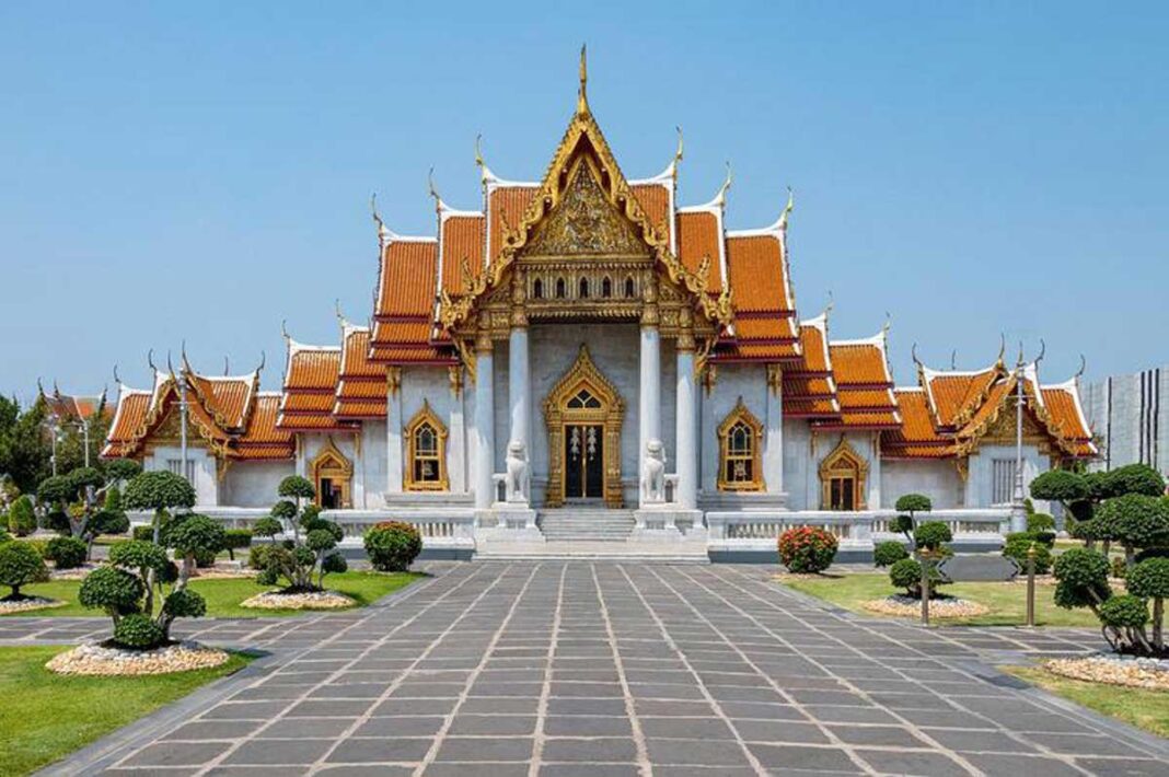 Таїланд з 1 червня спростить правила в'їзду для іноземних туристів