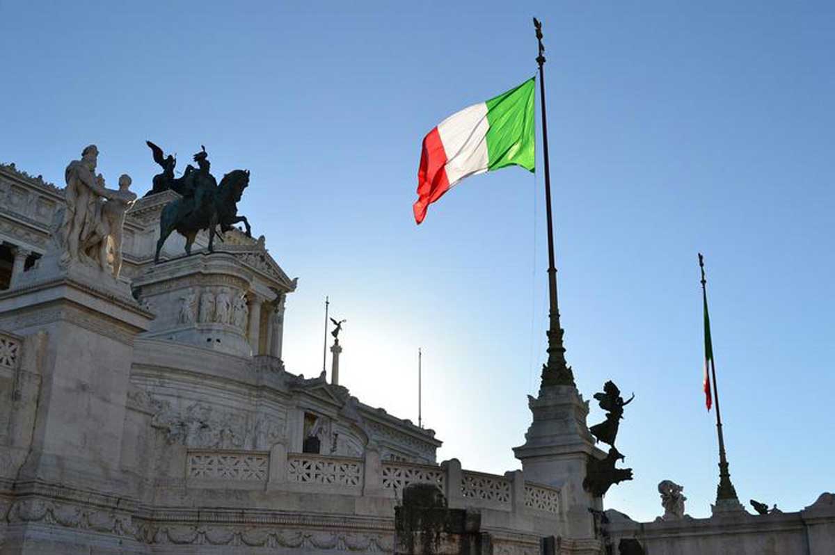 Євросоюз до кінця червня виділить 698 млн євро туристичним компаніям Італії