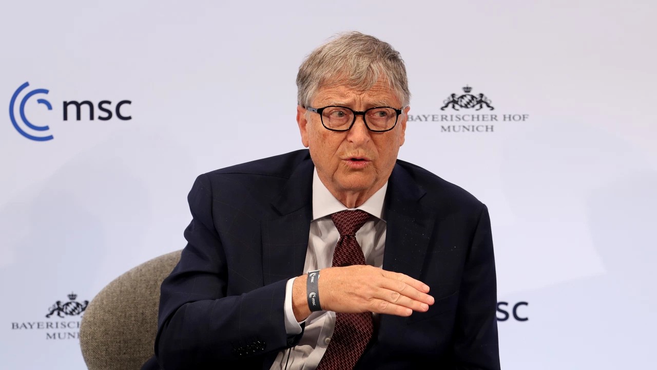 Білл Гейтс очікує появи більш заразного варіанта коронавірусу